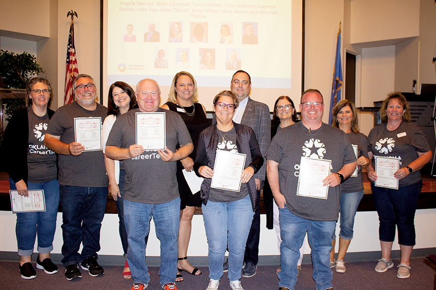 teaching-to-lead-instructional-coaching-team