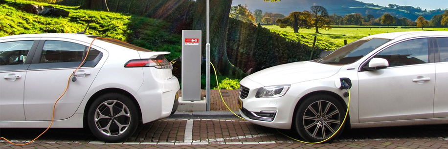 electric-vehicles-charging-web-teaser-916x305px