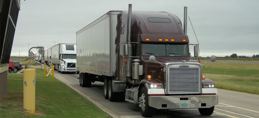 Trucking_Port-of-Entry_882x403