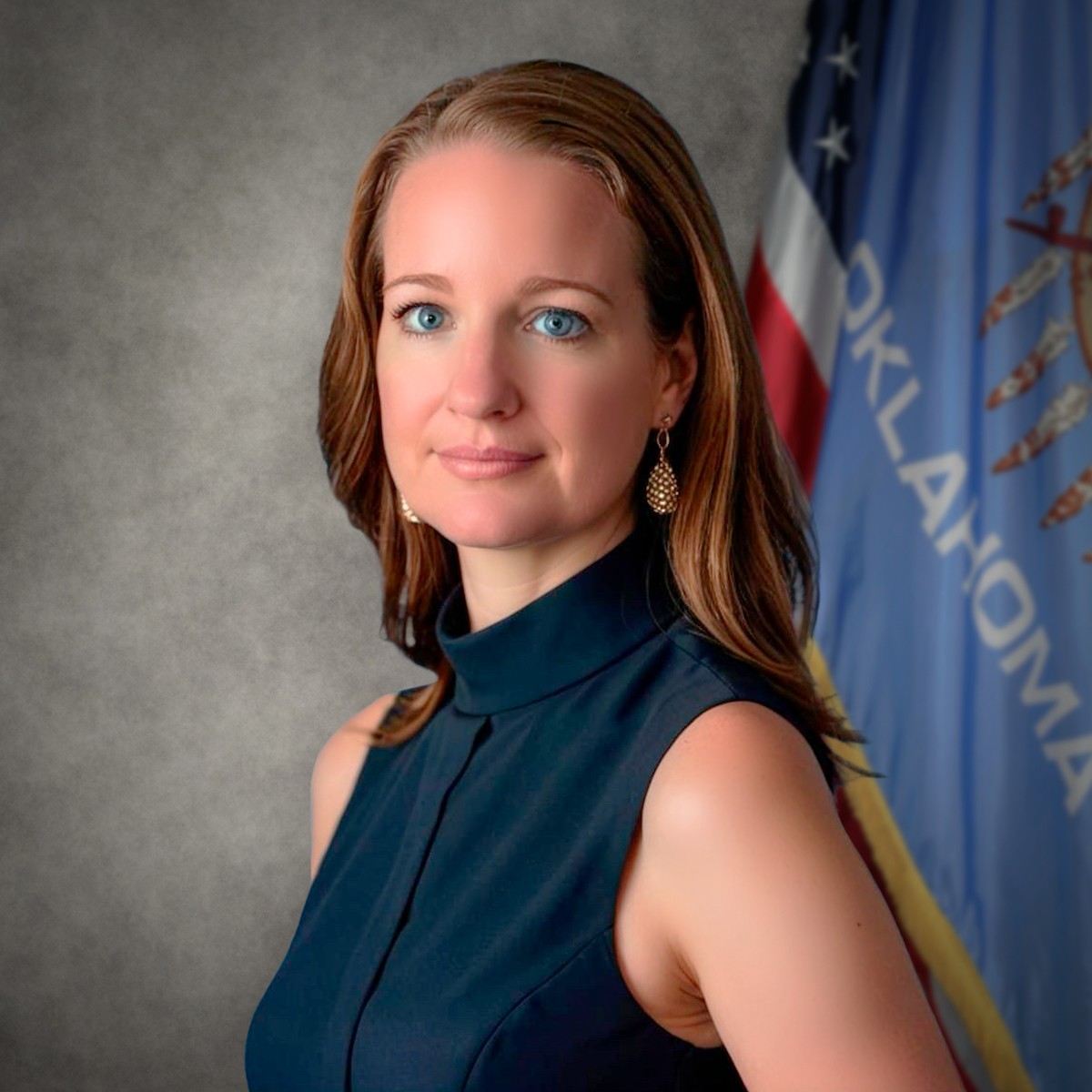 State headshot for Laura McCrackan.