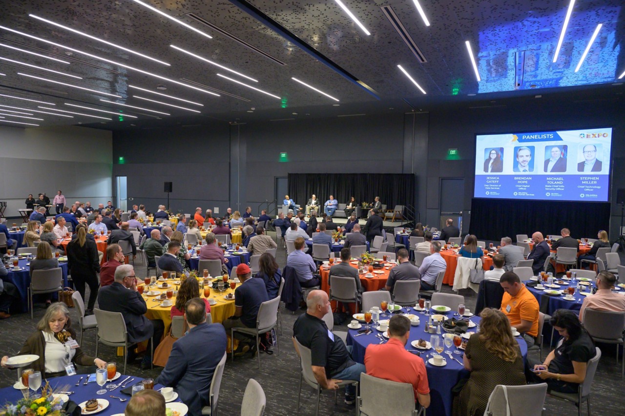A panel speaks at the State of Technology Luncheon at the 2024 State Suppliers Expo.